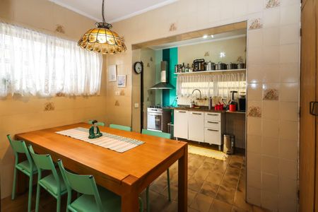 Casa à venda com 149m², 3 quartos e 2 vagasCozinha