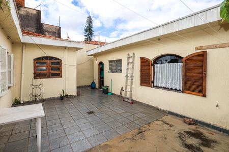 Casa à venda com 149m², 3 quartos e 2 vagasQuintal