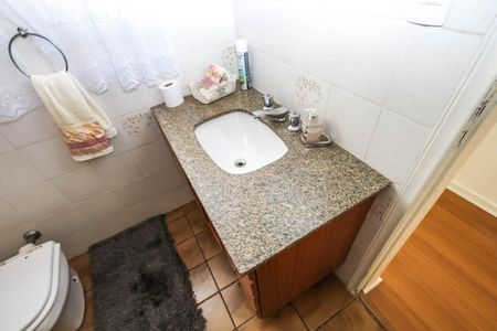 Casa à venda com 149m², 3 quartos e 2 vagasBanheiro Social