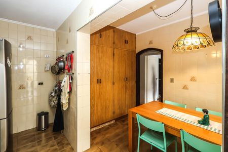 Casa à venda com 149m², 3 quartos e 2 vagasCozinha