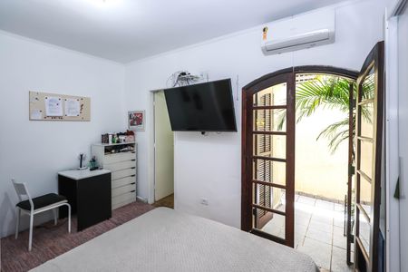 Casa à venda com 149m², 3 quartos e 2 vagasQuarto 2 - Suíte