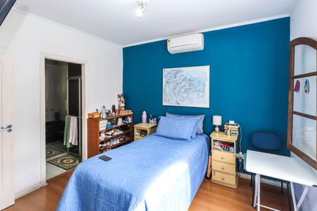 Casa à venda com 149m², 3 quartos e 2 vagasQuarto 1 - Suíte