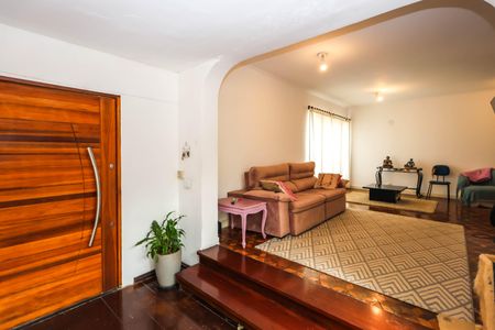 Casa à venda com 149m², 3 quartos e 2 vagasSala