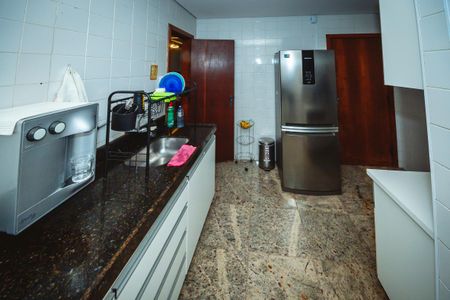 Apartamento à venda com 180m², 3 quartos e 1 vagaCozinha