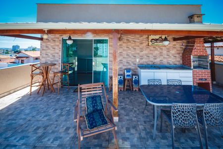 Apartamento à venda com 180m², 3 quartos e 1 vagaCobertura