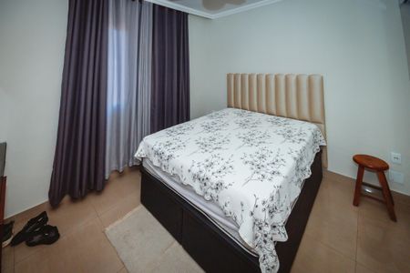 Apartamento à venda com 180m², 3 quartos e 1 vagaSuíte