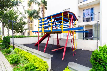 Apartamento à venda com 47m², 2 quartos e 1 vaga Apartamento à venda com 47m², 2 quartos e 1 vagaÁrea comum - Playground