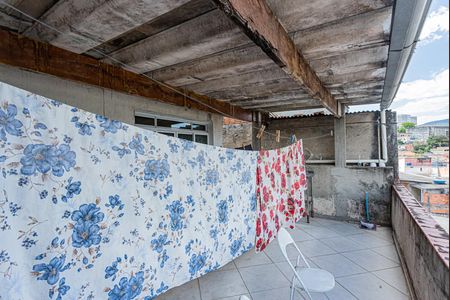 Casa para alugar com 110m², 2 quartos e 1 vaga Casa para alugar com 110m², 2 quartos e 1 vagaÁrea de Serviço