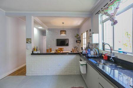 Casa à venda com 168m², 3 quartos e 2 vagasCozinha
