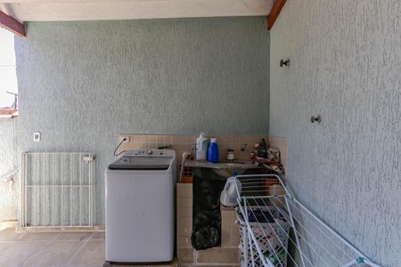 Casa à venda com 168m², 3 quartos e 2 vagasChurrasqueira e Área de serviço