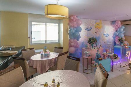 Apartamento para alugar com 85m², 3 quartos e 1 vagaÁrea comum - Salão de festas