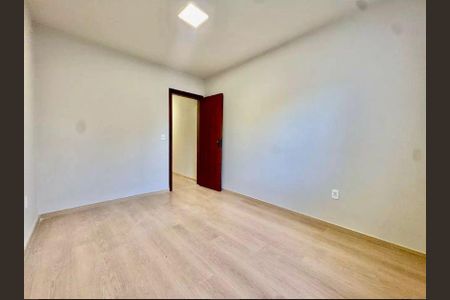 quarto de casa à venda com 4 quartos, 210m² em Castelo, Belo Horizonte