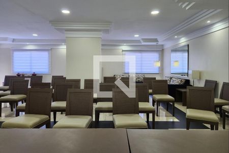 Apartamento à venda com 242m², 4 quartos e 4 vagasÁrea Comum 