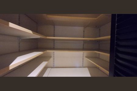 Apartamento à venda com 242m², 4 quartos e 4 vagasArmario