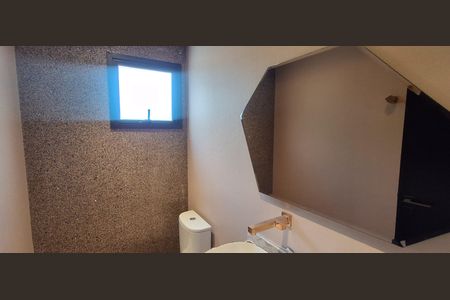 Apartamento à venda com 242m², 4 quartos e 4 vagasLavabo 