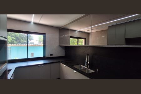 Apartamento à venda com 242m², 4 quartos e 4 vagasCozinha 