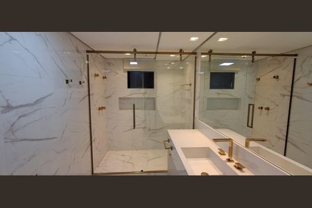 Apartamento à venda com 242m², 4 quartos e 4 vagasBanheiro Suíte 3