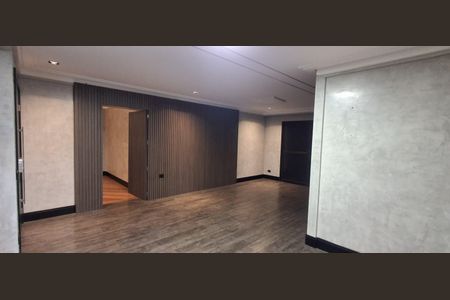 Apartamento à venda com 242m², 4 quartos e 4 vagasSala