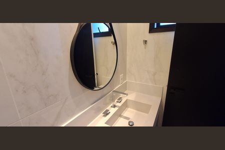 Apartamento à venda com 242m², 4 quartos e 4 vagasBanheiro Suíte 1