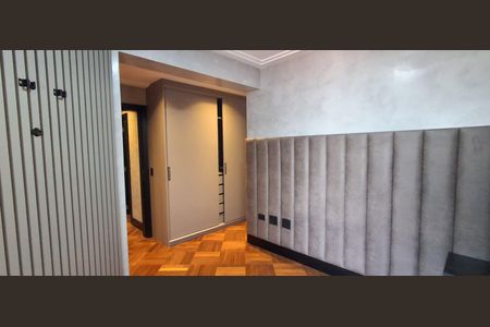 Apartamento à venda com 242m², 4 quartos e 4 vagasSuíte 1