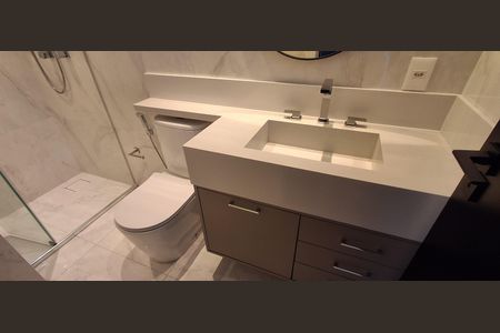 Apartamento à venda com 242m², 4 quartos e 4 vagasBanheiro Suíte 1