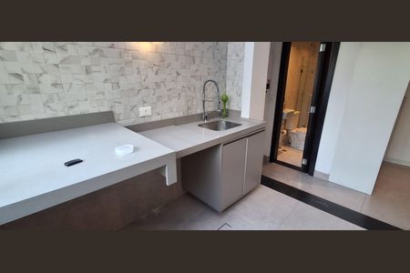 Apartamento à venda com 242m², 4 quartos e 4 vagasÁrea de Serviço 