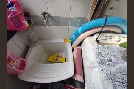 Apartamento para alugar com 65m², 3 quartos e 1 vagaÁrea de Serviço