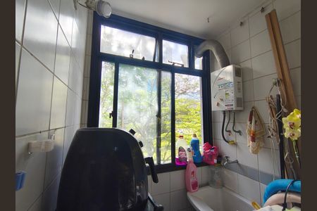 Apartamento para alugar com 65m², 3 quartos e 1 vagaÁrea de Serviço