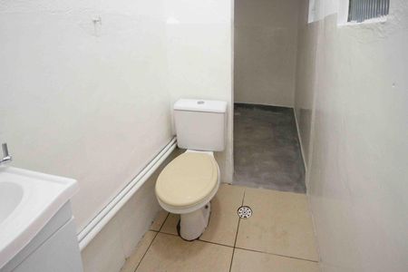 Casa para alugar com 48m², 1 quarto e sem vagaBanheiro