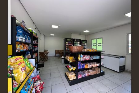 Apartamento para alugar com 39m², 2 quartos e sem vagamercado 