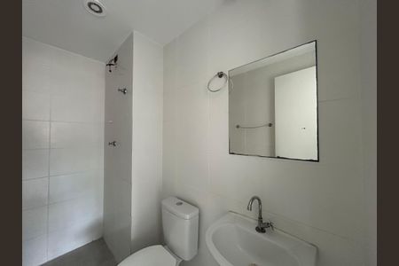 Apartamento para alugar com 39m², 2 quartos e sem vagaBanheiro