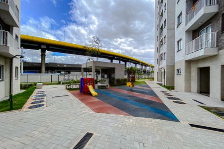 Apartamento para alugar com 37m², 2 quartos e sem vaga Apartamento para alugar com 37m², 2 quartos e sem vagaÁrea comum - Playground
