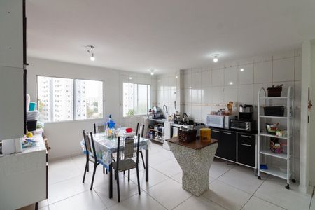 Apartamento à venda com 108m², 2 quartos e 1 vagaCozinha