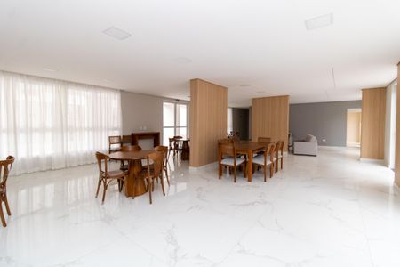 Apartamento à venda com 30m², 2 quartos e sem vaga Apartamento à venda com 30m², 2 quartos e sem vagaÁrea comum - Salão de festas