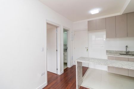 Apartamento à venda com 30m², 2 quartos e sem vaga Apartamento à venda com 30m², 2 quartos e sem vagaSala