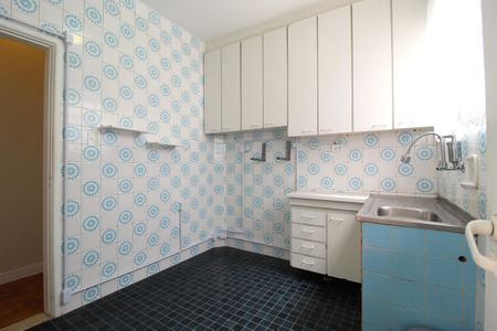 Apartamento à venda com 96m², 2 quartos e sem vagaCozinha