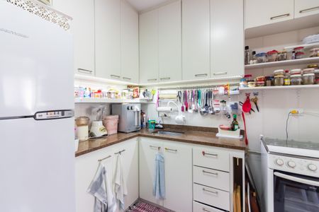 Apartamento à venda com 82m², 3 quartos e 1 vagaCozinha 