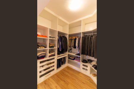 Apartamento à venda com 440m², 4 quartos e 3 vagasCloset Suíte 4