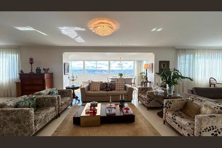 Apartamento à venda com 440m², 4 quartos e 3 vagasSala