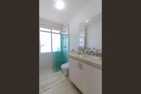 Apartamento à venda com 440m², 4 quartos e 3 vagasBanheiro Suíte 2