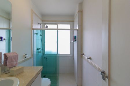 Apartamento à venda com 440m², 4 quartos e 3 vagasBanheiro Suíte 3