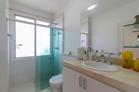 Apartamento à venda com 440m², 4 quartos e 3 vagasBanheiro Suíte 2