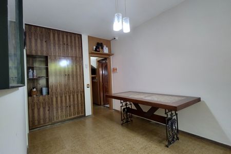 Casa à venda com 200m², 3 quartos e 2 vagas Casa à venda com 200m², 3 quartos e 2 vagasSala 2