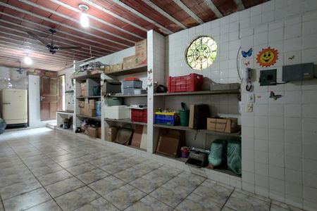 Casa à venda com 200m², 3 quartos e 2 vagas Casa à venda com 200m², 3 quartos e 2 vagasGaragem