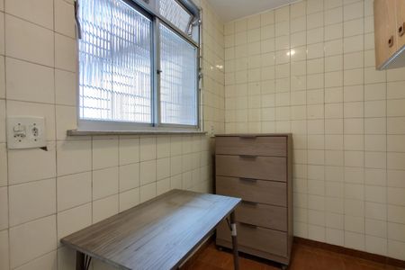 Casa à venda com 200m², 3 quartos e 2 vagas Casa à venda com 200m², 3 quartos e 2 vagasQuarto de Serviço