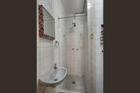 Casa à venda com 200m², 3 quartos e 2 vagasBanheiro de serviço