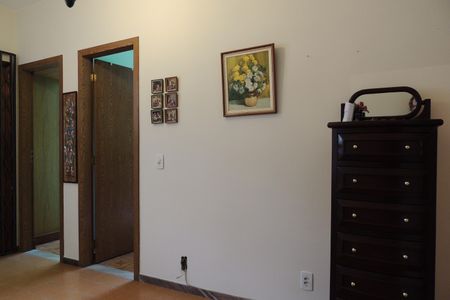 Casa à venda com 200m², 3 quartos e 2 vagasHall social