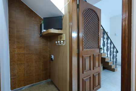 Casa à venda com 200m², 3 quartos e 2 vagas Casa à venda com 200m², 3 quartos e 2 vagasDetalhe