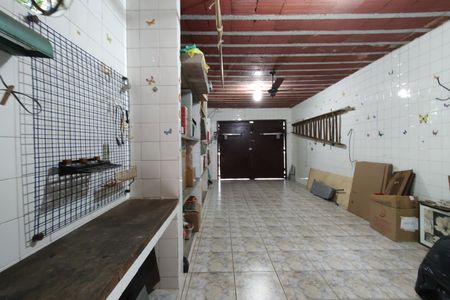 Casa à venda com 200m², 3 quartos e 2 vagas Casa à venda com 200m², 3 quartos e 2 vagasGaragem