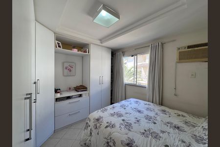 Casa de condomínio à venda com 116m², 4 quartos e 1 vagaSuíte 1 